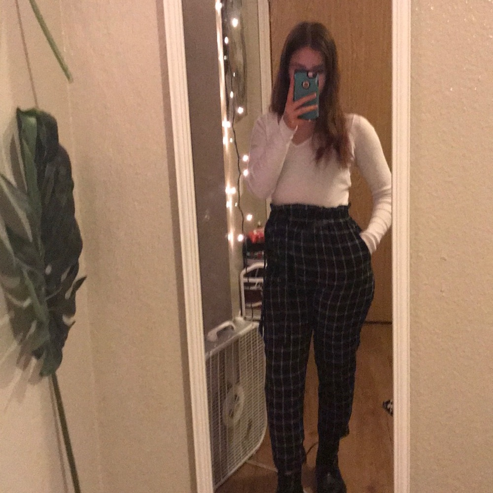 Black and white grid patterns Pants